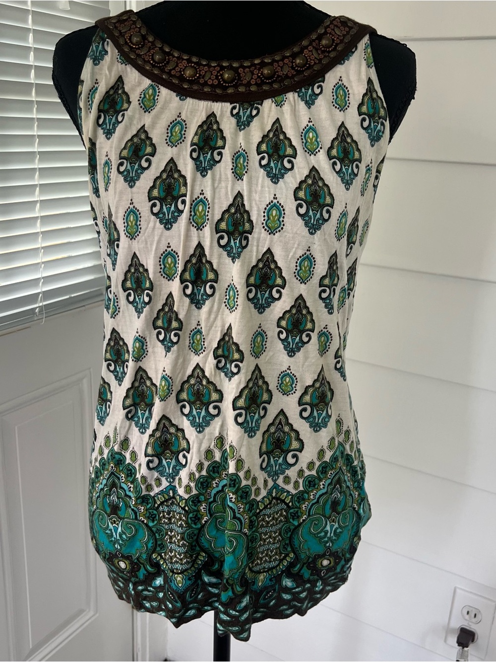 Apt. 9 Beaded Embroidered Boho Paisley tank top